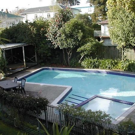 Mt Albert Motor Inn Auckland Bagian luar foto