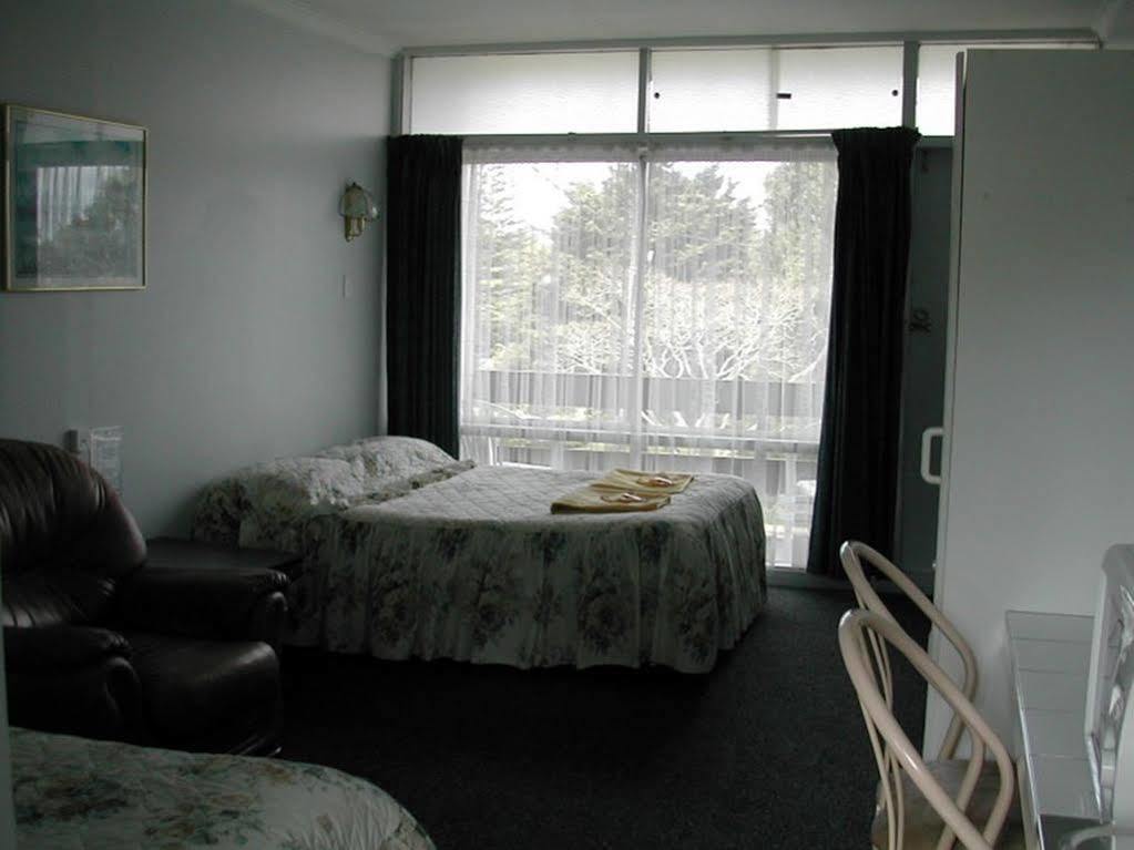 Mt Albert Motor Inn Auckland Bagian luar foto